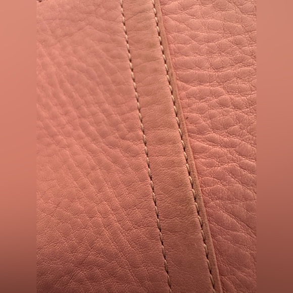 Elegant Pink Pebbled Leather Wristlet Wallet - Picture 4 of 4
